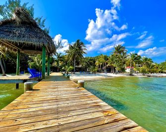 Azure Del Mar - Maya Beach