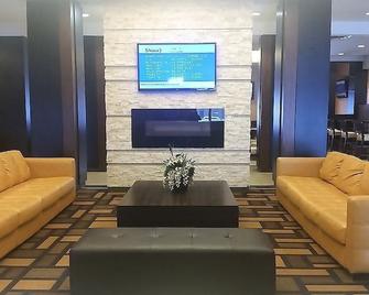 Days Inn and Suites Winnipeg Airport, Manitoba - וויניפג - סלון