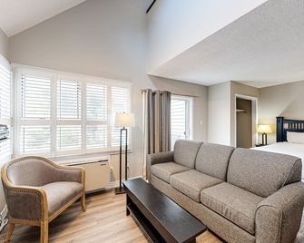 Condo 916 at North Creek Resort - The Blue Mountains - Living room