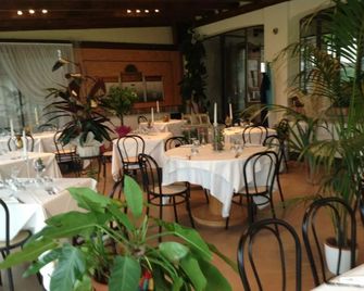 Agriturismo Borgo Del Taglio - Madonna della Provvidenza - Restaurant