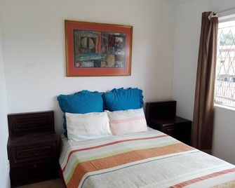 Fourways Backpackers Lodge - Sandton - Chambre