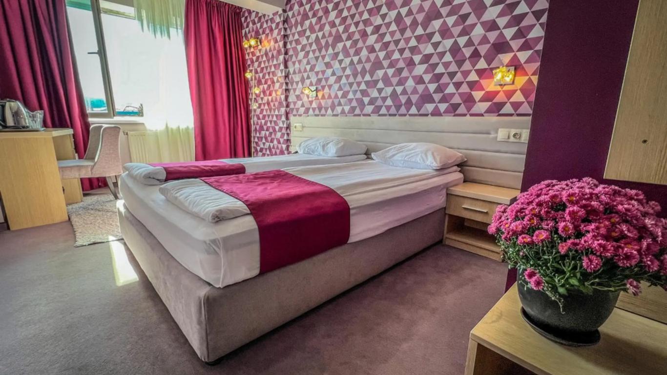 فندق كومبلكس ريلا