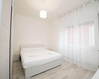 La Torretta - Moniga del Garda - Slaapkamer