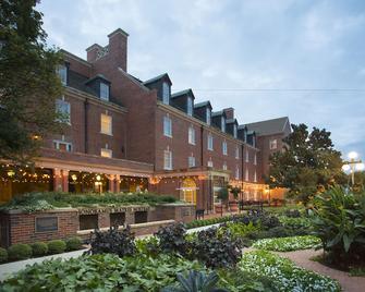 The Atherton Hotel At Osu - Stillwater - Budova