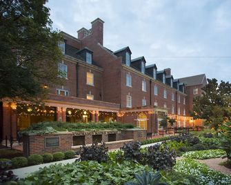 The Atherton Hotel At Osu - Stillwater - Edificio