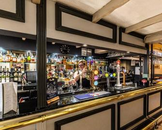 The Boars Head Hotel - Burton upon Trent - Bar