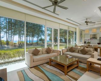 Splash Beach Resort, Mai Khao Phuket (SHA Plus+) - Mai Khao - Stue