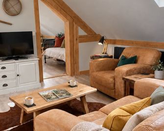The Hayloft - luxury country retreat - Wallingford - Wohnzimmer