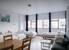 Iceland Comfort Apartments - Reykjavik - Bedroom