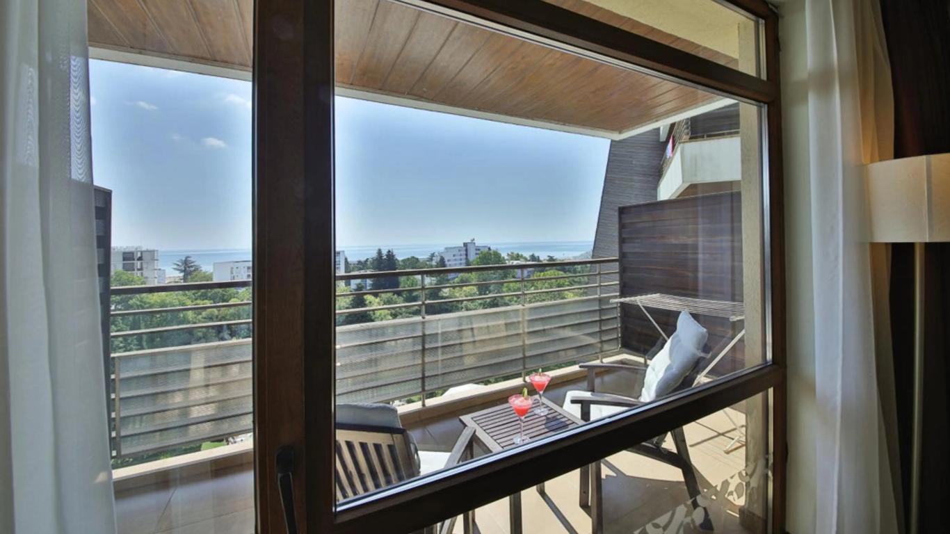 Flamingo Grand Hotel & Spa