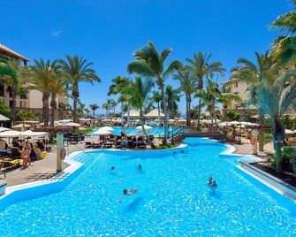 Gf Gran Costa Adeje - אדייחה - בריכה