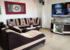 Apartamento El Roble - Iquitos - Living room