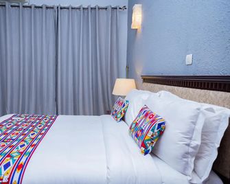 Hotel Hibiscus Blvd Triomphal - Libreville