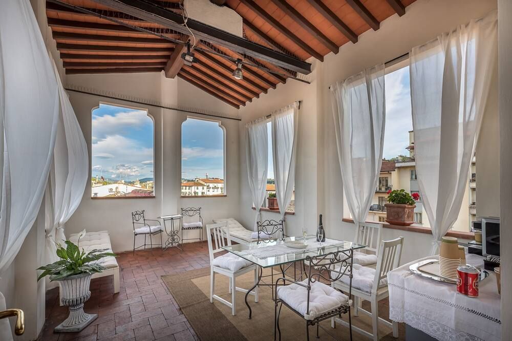 ديمورا باندينيلي فيرينزي - فلورنس - غرفة طعام