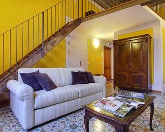Apartments Puccini - Florencja - Pokój dzienny