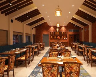 Shankus water park & Resort - Mahesāna - Restaurant
