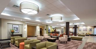 DoubleTree by Hilton Hotel Grand Rapids Airport - גרנד ראפידס