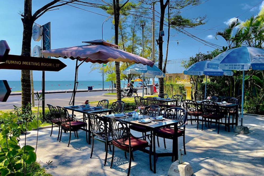 منتجع سي بريز - سيهانوكفيل - مطعم