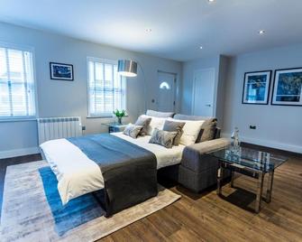 Suite Life Serviced Apartments - Swindon - Schlafzimmer