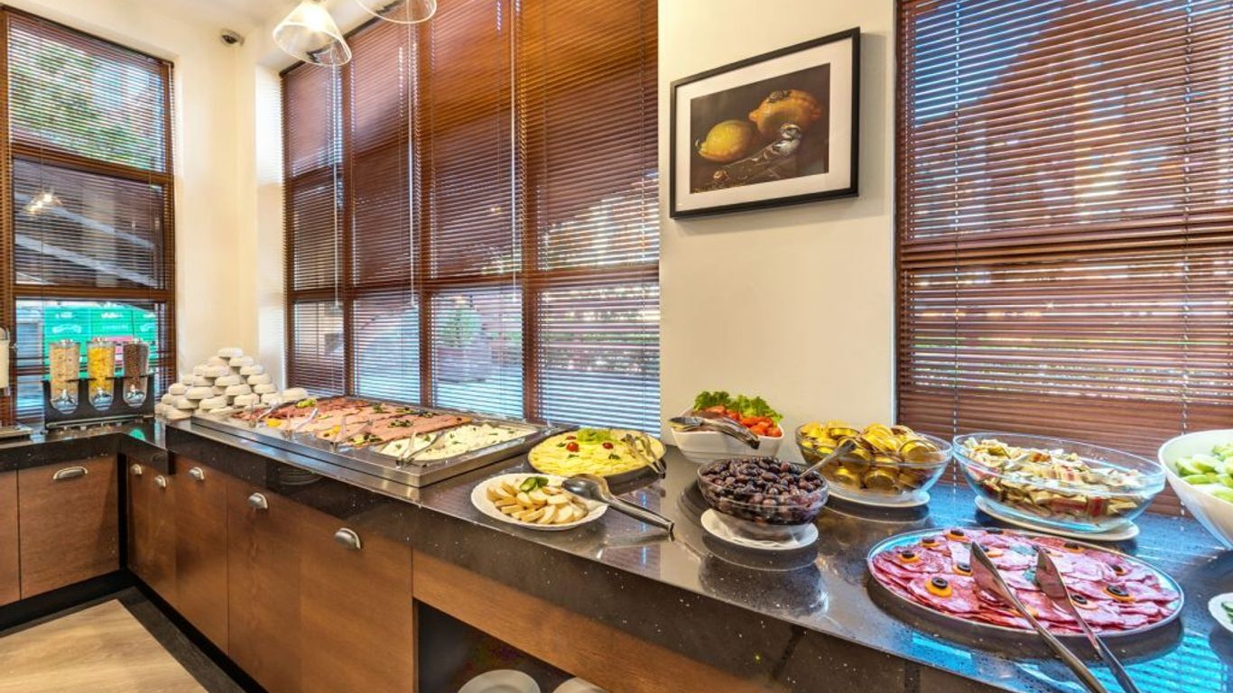 Belvedere Holiday Club