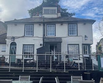 Jolly Sailor - Maldon - Building
