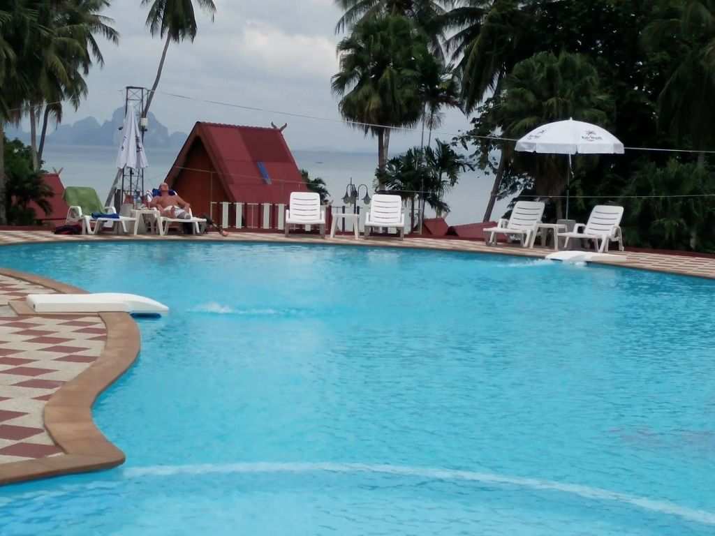 Phumiphat resort Koh Mook - Ko Muk - Pool