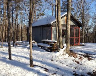 Cabin in Bankhead National Forest - Moulton