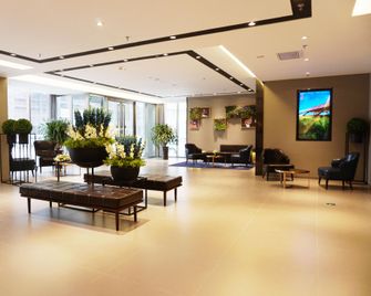 Home Inn Style Jinzhou Central South Street Red Star Macalline - Jinzhou - Lobby
