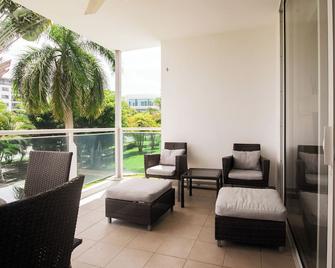 Beach Apartment At Nikki Residences 2 Bedroom - El Farallón del Chirú - Balcón