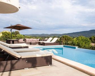 New Villa With Infinity Pool 3 Suites Great Comforts, Panoramic View - Carcès - Piscine