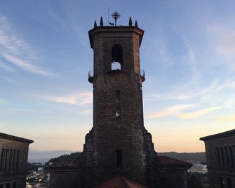 Albergue Seminario Menor - Santiago de Compostela