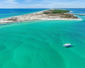 Caribbean Dunes 121 - Destin - Beach