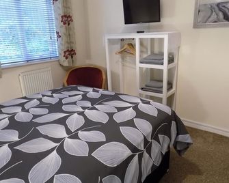 A Home From Home 3 - Plymouth - Yatak Odası