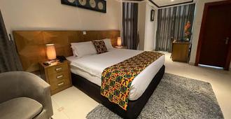 Airport West Hotel - Accra - Bedroom