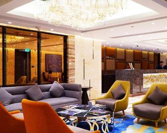 Million Dragon Hotel - Macau - Lobby