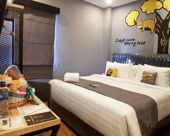 Nine Hotel - Palembang - Habitación
