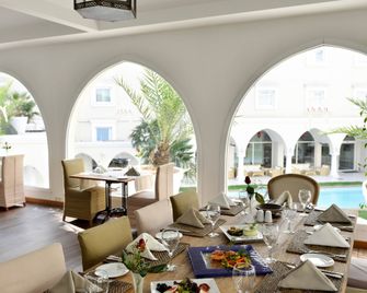 Holiday Inn Istanbul City By IHG - Istanbul - Ravintola
