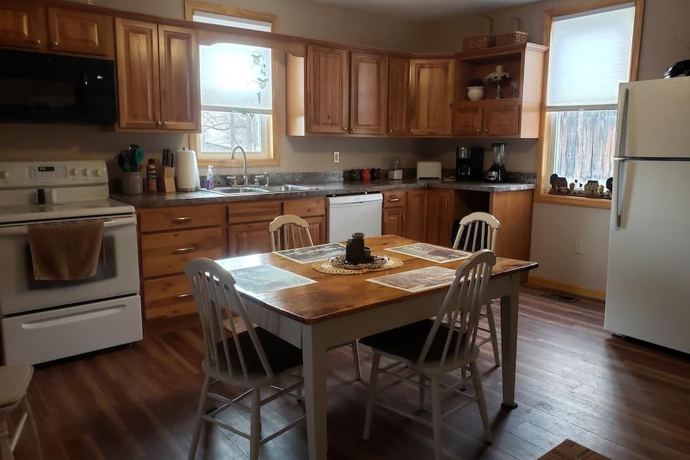 Secluded, authentic farmstead, built in 1899, fully refurbished in 2019.