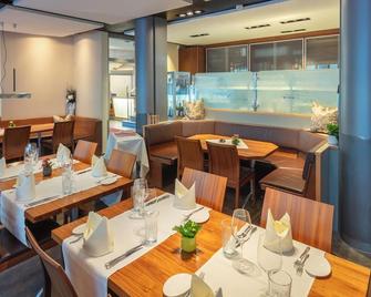 Hotel und Restaurant zum goldenen Kopf - Bülach - Restaurant