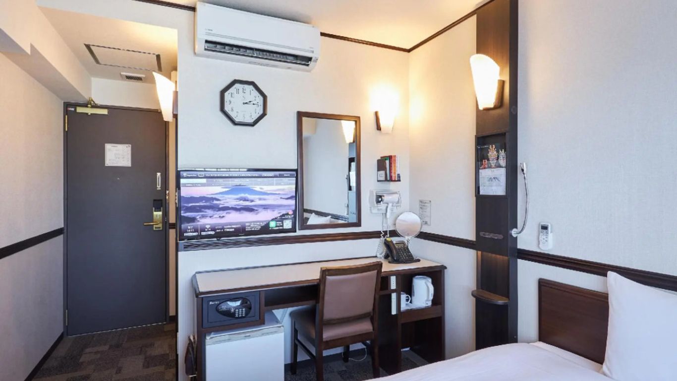 Toyoko Inn Tokyo-eki Yaesu Kita-guchi