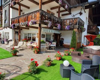 Inter Hotel B&B - ויגו די פאסה - פטיו