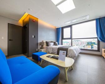 Suncheon Shine Hotel - Suncheon - Habitación