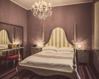 Miramare Cagliari-Hotel Museo - Cagliari - Kamar Tidur