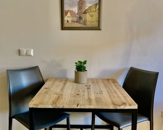 Markt 15 Gästehaus-Senftenberg - Senftenberg - Eetruimte