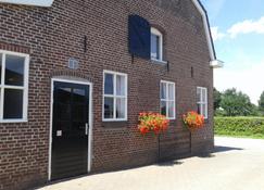 Langs De Maas - Boxmeer - Building
