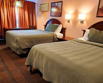 Silver Saddle Motel - Manitou Springs - Bedroom