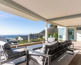 Camps Bay View:Chic & Cozy Place - Camps Bay - Balkon