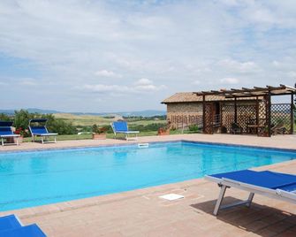 Agriturismo Ragoncino - Lajatico - Pool