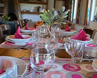 Gîte Filly 4C - 14 pers. - Nadrin - Comedor