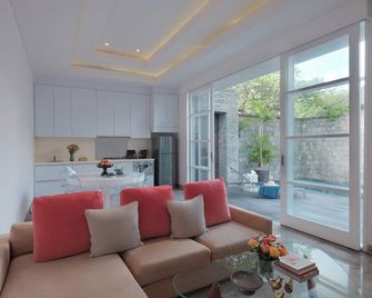 Peppers Seminyak - Kuta - Living room